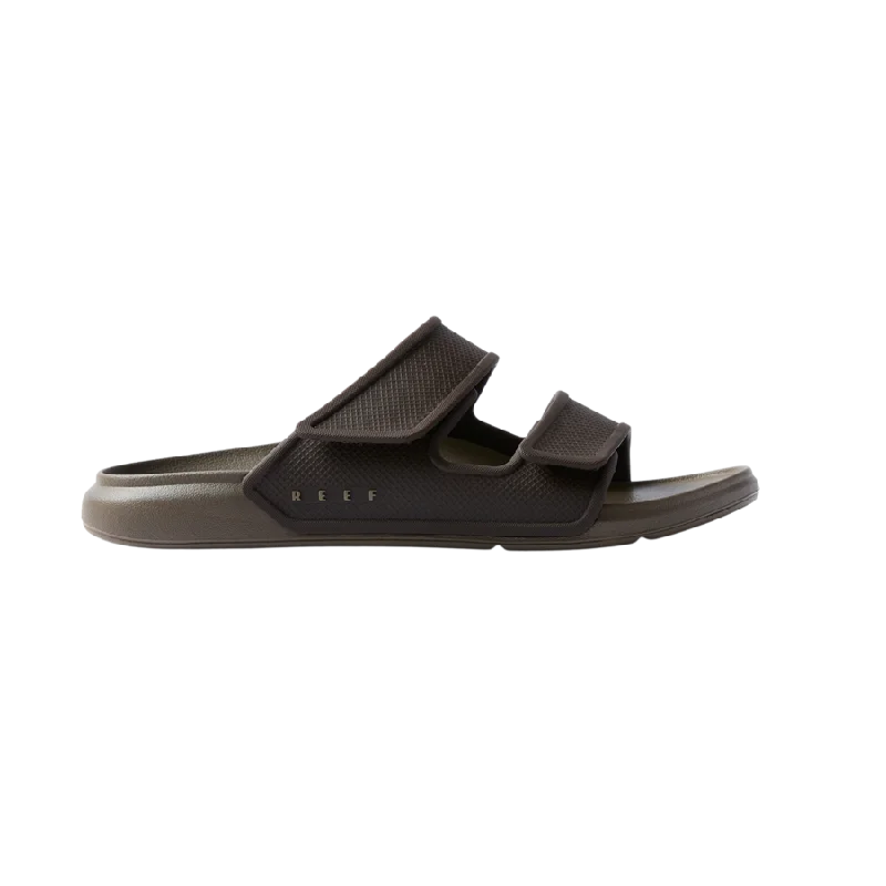 Men's sandals with a removable insole for cleaningOasis Adapt