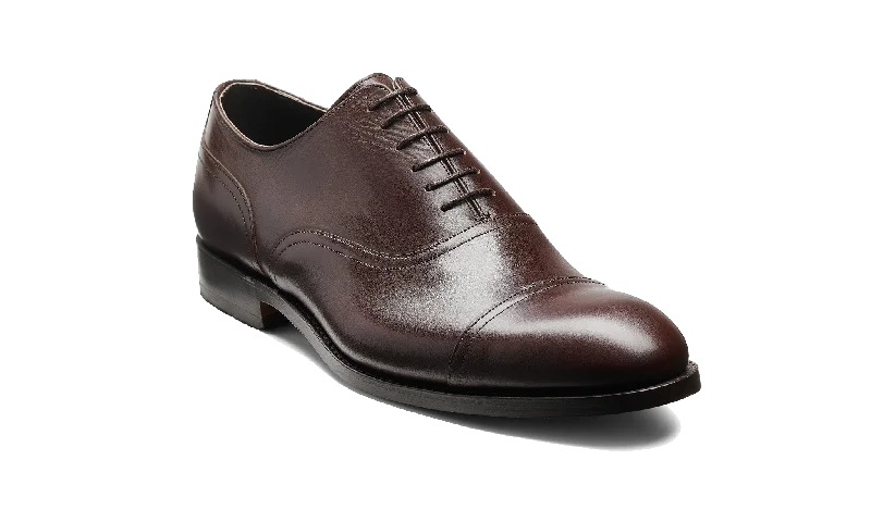 Brogue - perforated men's Oxfords for a traditional lookBates - Dark Brown Calf