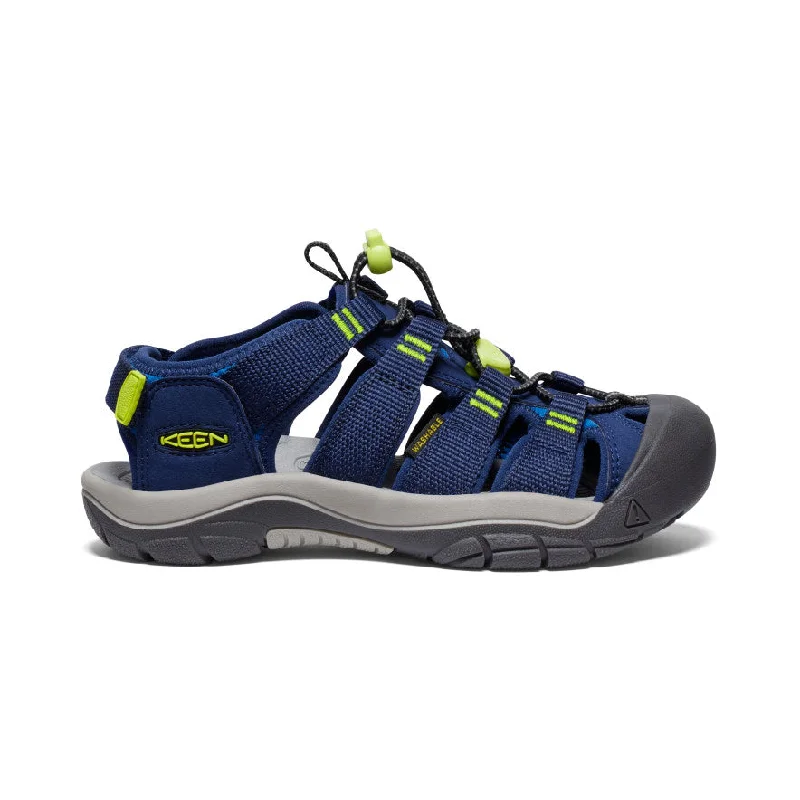 Men's sandals with a removable insole for cleaningBig Kids' Newport Boundless Sandal  |  Naval Academy/Evening Primrose