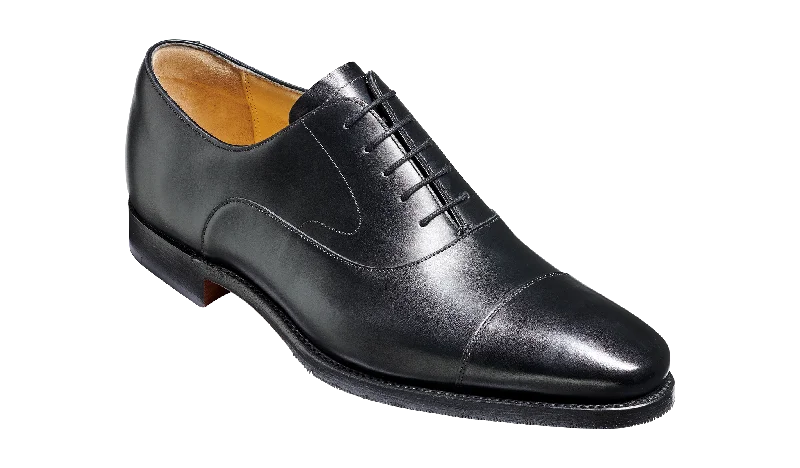 Men's Oxfords with a perforated leather strap for ventilationWright - Black Calf