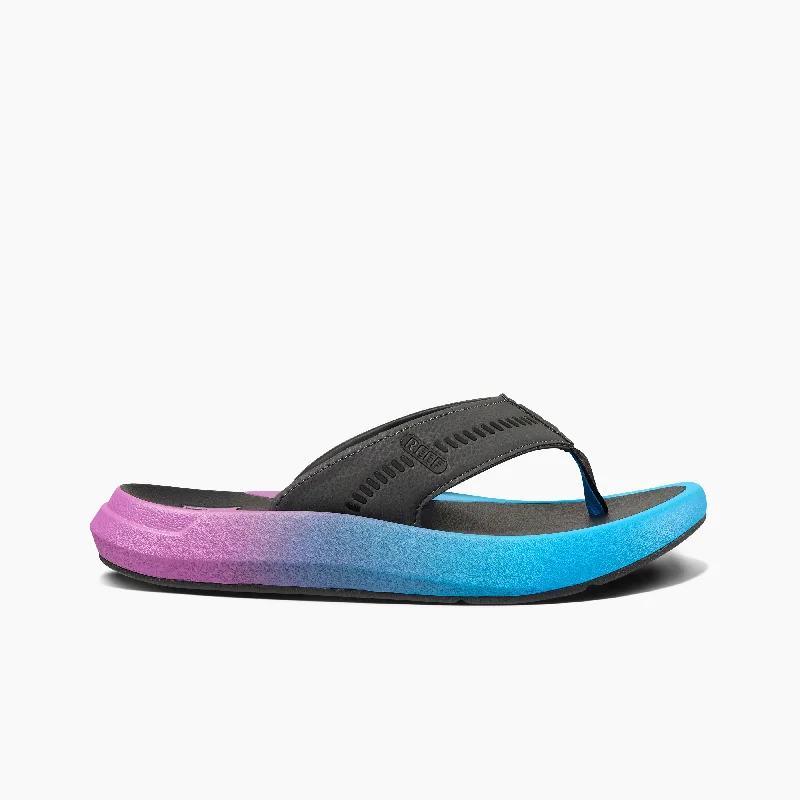 Men's sandals with a rubber sole for tractionCruiser