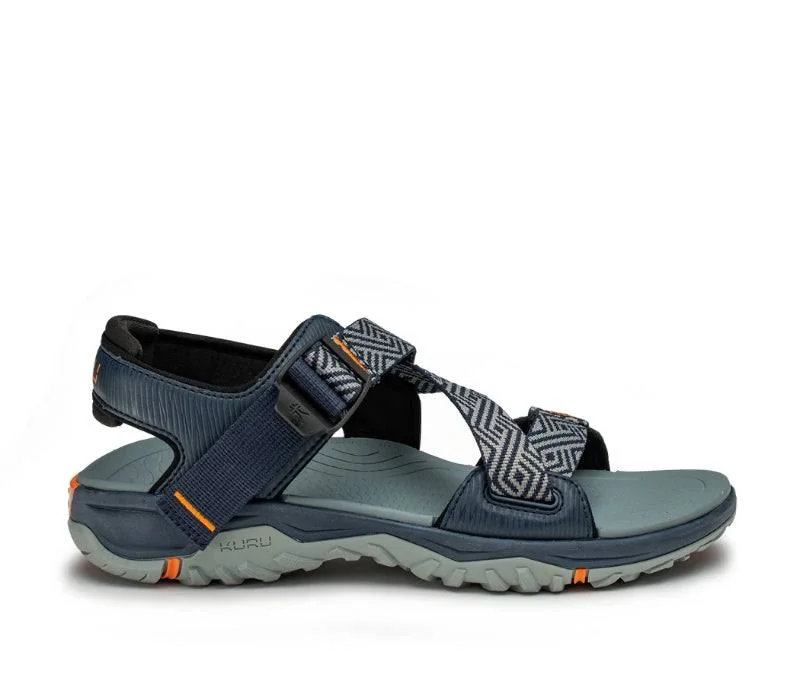 Men's sandals with a decorative buckle or charmCURRENT