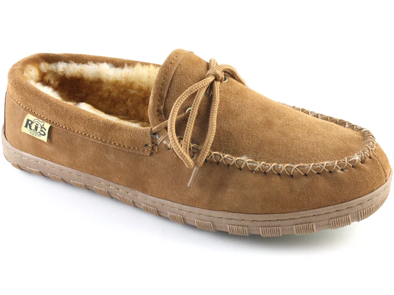 Men's sandals with a cushioned footbedCloud Nine Sheepskin Moc - Men's Moccasin Slipper