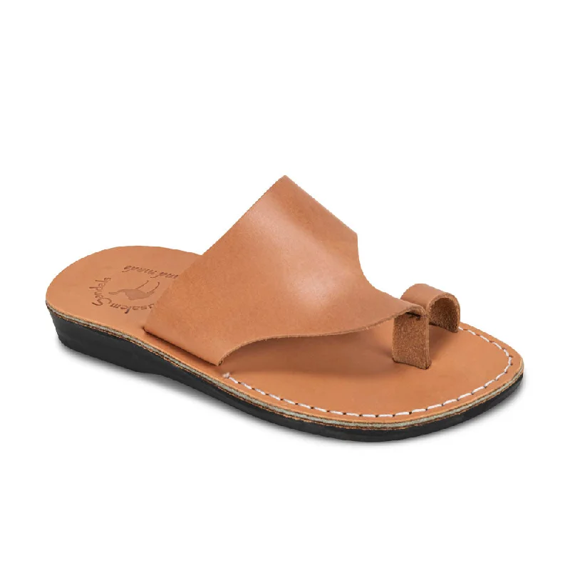 Men's sandals with a cushioned footbedPetra - Leather Toe Strap Sandal | Tan