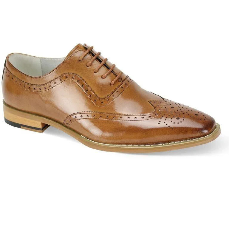 Men's Oxfords with a padded collar for a comfortable fitGiovanni Ferrara