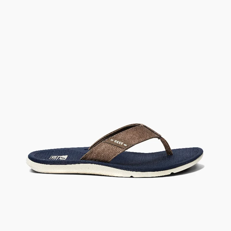 Men's sandals with a padded heelReef Santa Ana