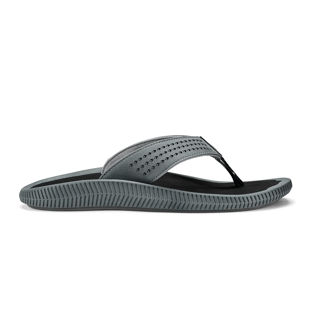 Men's sandals with a shock - absorbing insoleOlukai Men's Ulele - Dark Shadow/Black