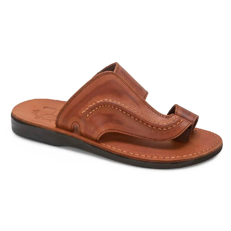 Men's sandals with a decorative buckle or charmPeter - Leather Toe Strap Sandal | Honey