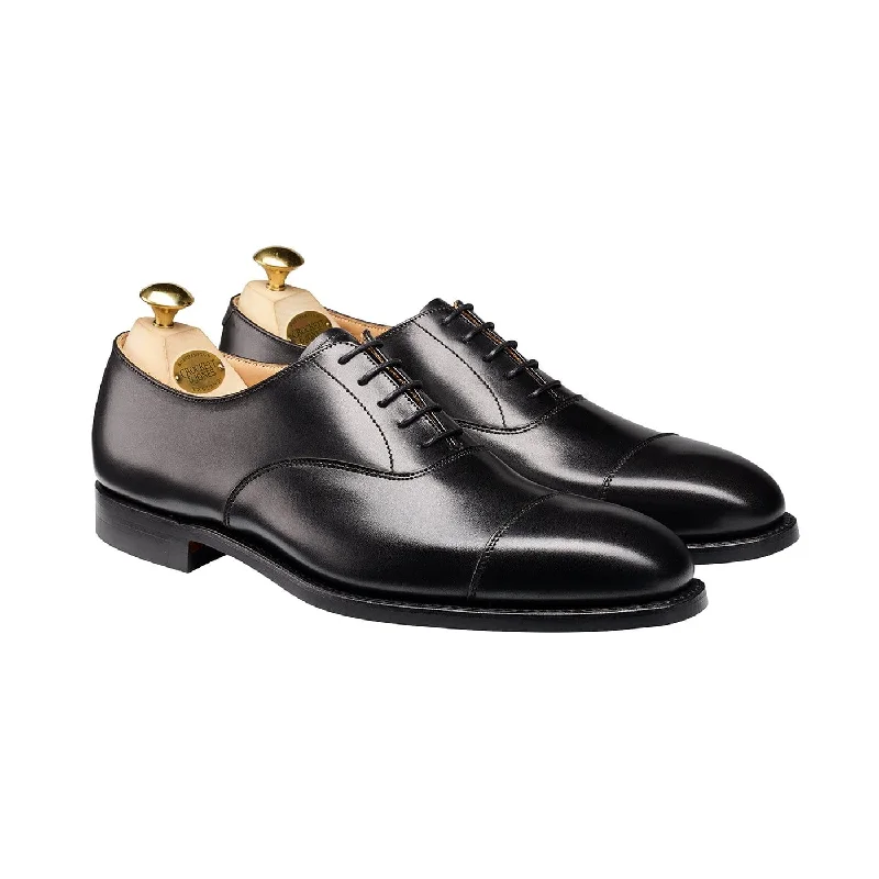 Men's Oxfords with a cap - toe design and a rubber heelHallam Black Calf (City Sole)