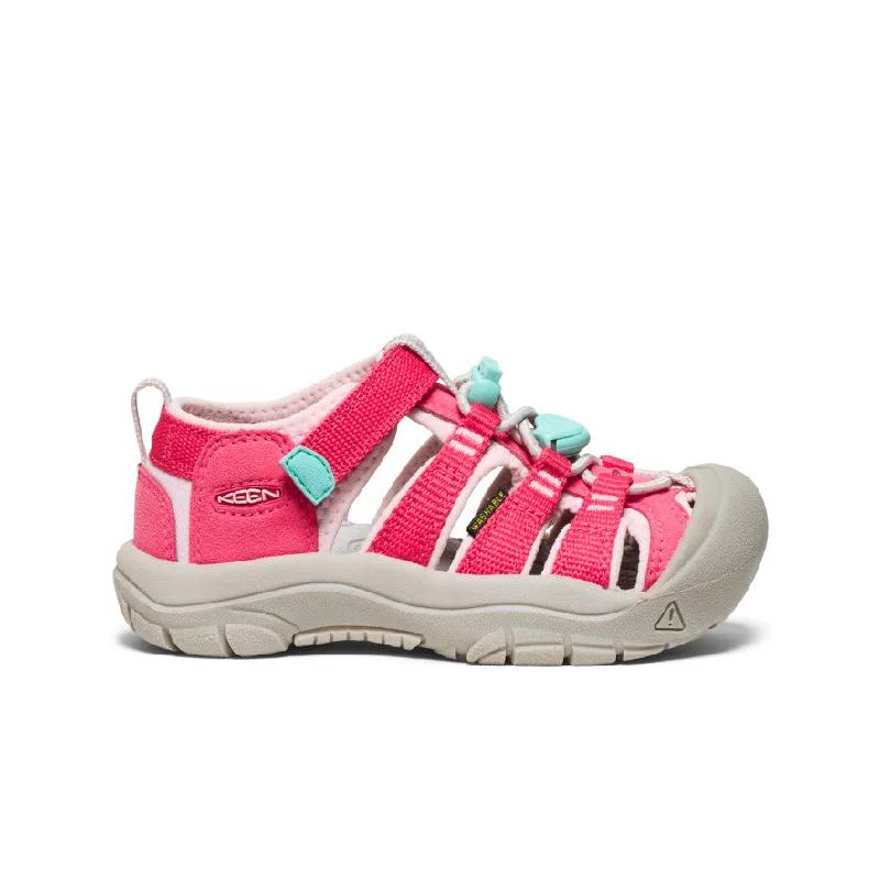 Men's sandals with a stretchy strap for a better fitLittle Kids' Newport H2  |  Raspberry/Giggle Pink