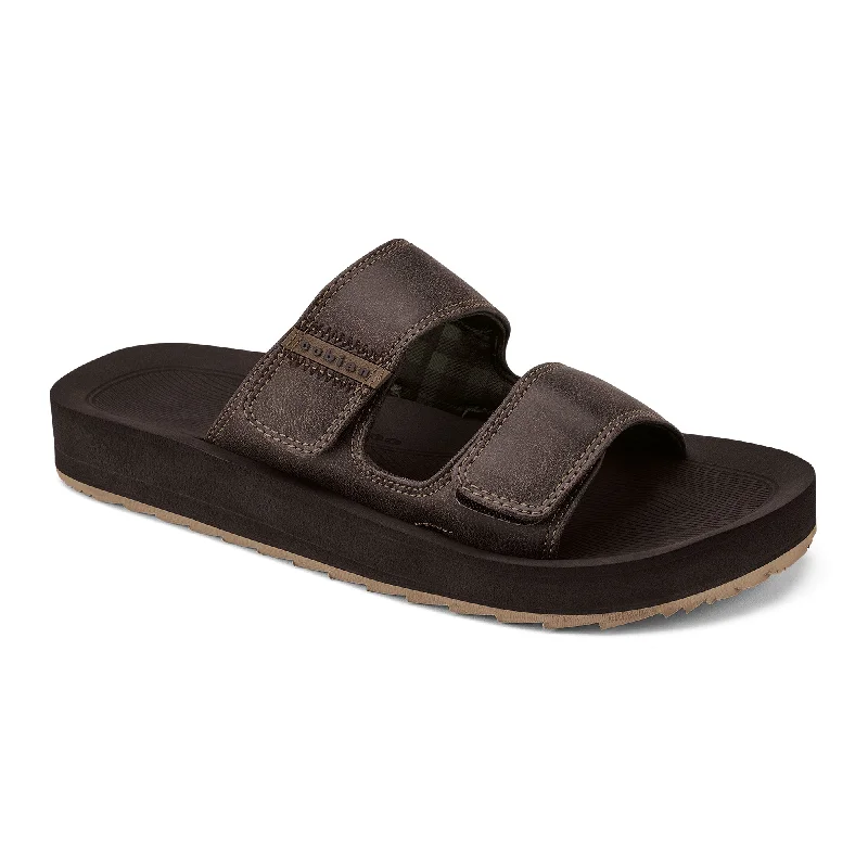 Men's sandals with a buckle closureTrestles Trek Slide™