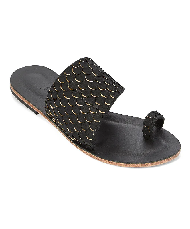 Flip - flop style men's sandals for beach wearWilshire Blvd - Classic Slide with Toe Loop And Real Fish Scale Leather | Black