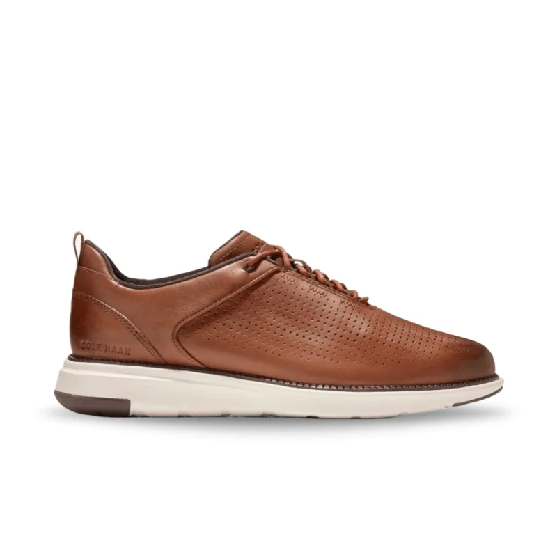 Men's Oxfords with a high - quality leather upperCole Haan Men's Grand Atlantic TX C37746 - British Tan Madeira/Silver Birch