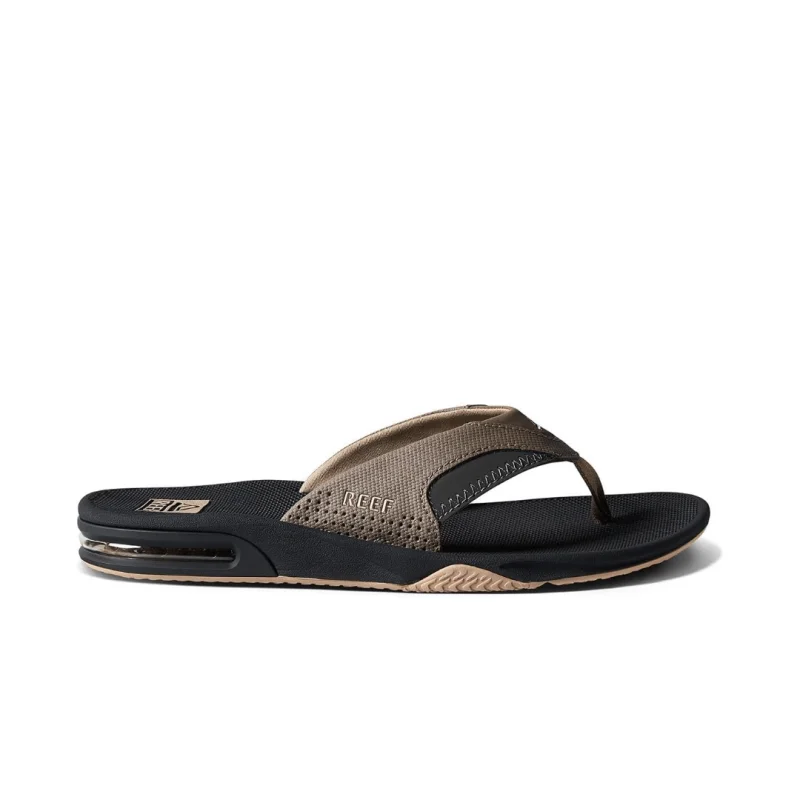 Men's sandals with a stretchy strap for a better fitReef Men's Fanning Flip Flops - Fossil/Raven