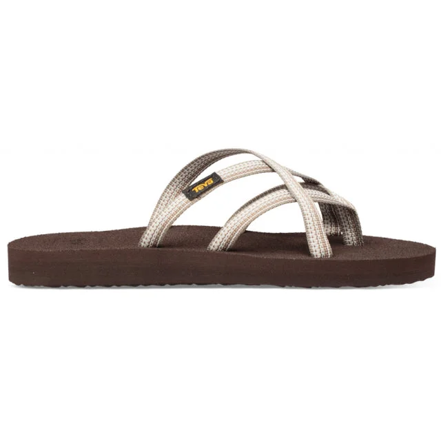 Men's sandals with a decorative buckle or charmWomen's Olowahu