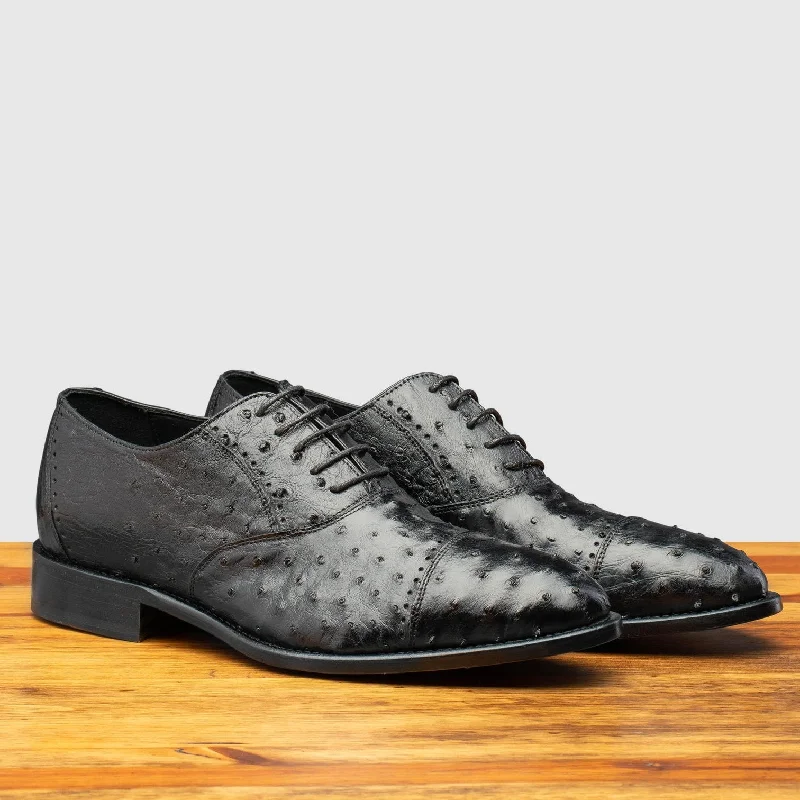 Men's Oxford shoes with a smooth leather upper and a leather soleCalzoleria Toscana Ostrich Cap-Toe # H777