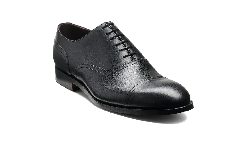 Men's Oxford shoes with a decorative inlay on the toeBates - Black Calf