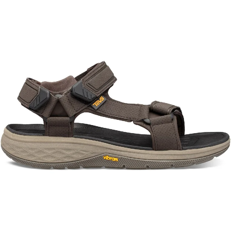 Men's sandals in a neutral color like black or brownMen's Strata Universal