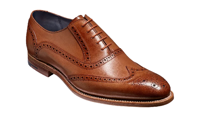 Men's Oxfords with a lace - up closure and a narrow fitValiant - Brown Hand Painted