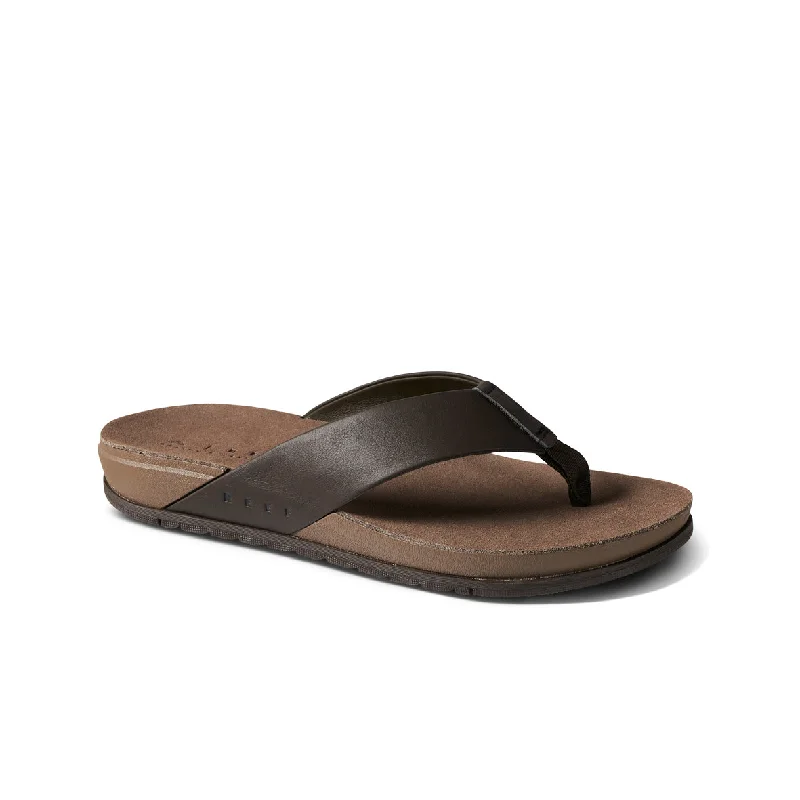 Men's sandals with a cushioned footbedMens Ojai - Brown