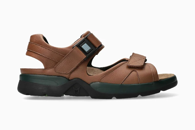 Men's sandals with a leather lining for comfortShark Fit - Chestnut Nevada