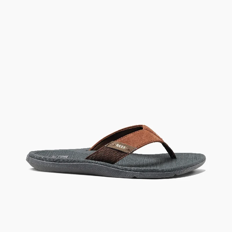 Men's sandals with a durable outer soleReef Santa Ana