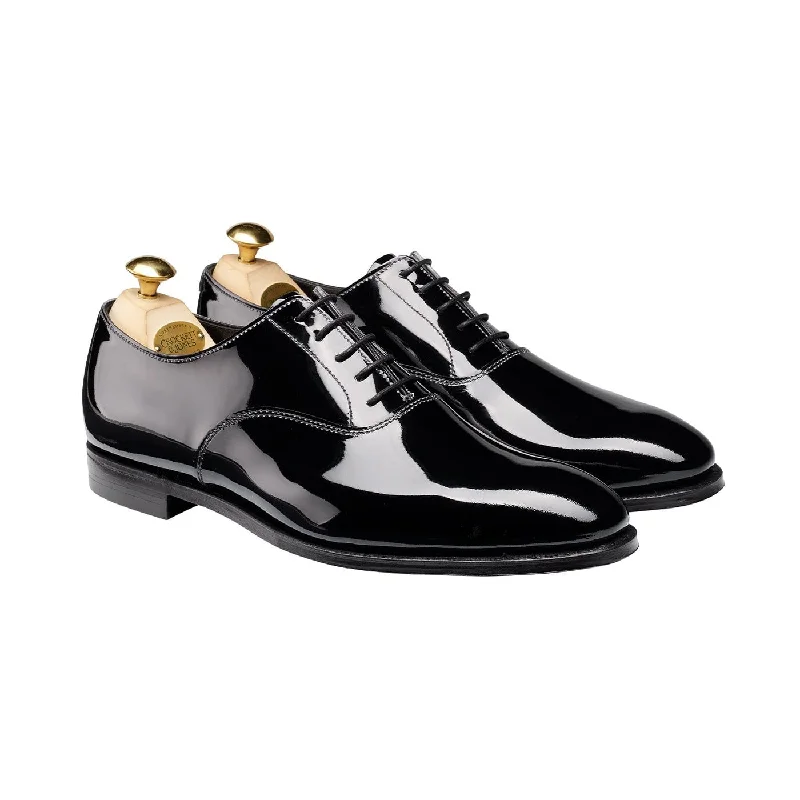 Men's Oxford shoes with a smooth leather upper and a leather soleOverton Black Patent