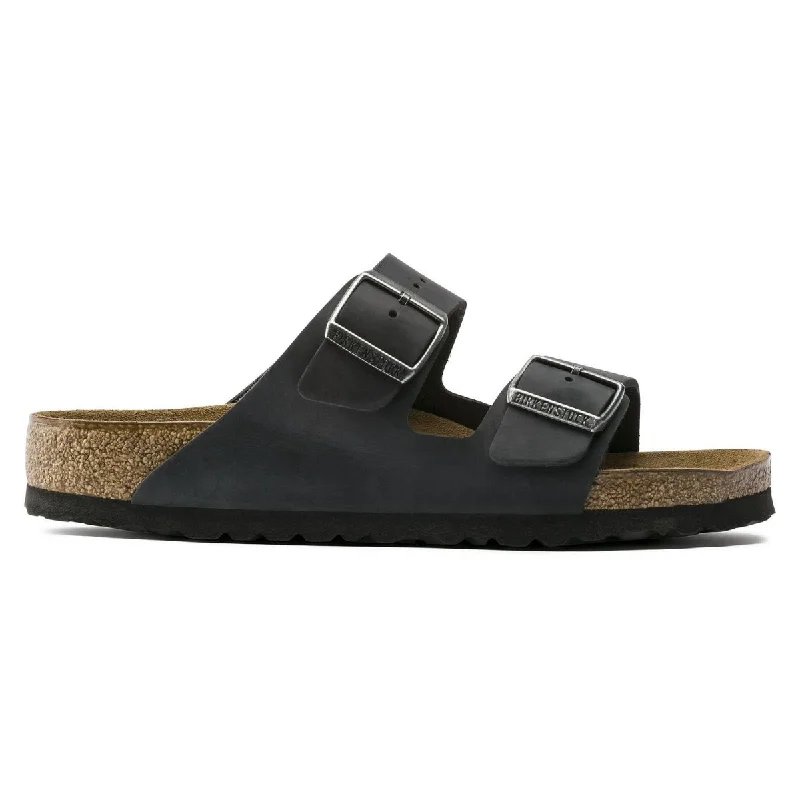 Men's sandals with a contrast stitching detailBirkenstock Men's Arizona Soft Footbed Black Oiled Leather