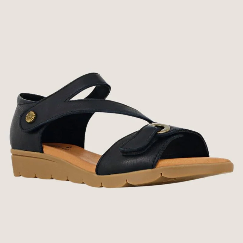 Men's sandals in a neutral color like black or brownNatural Comfort Mabel Sandal