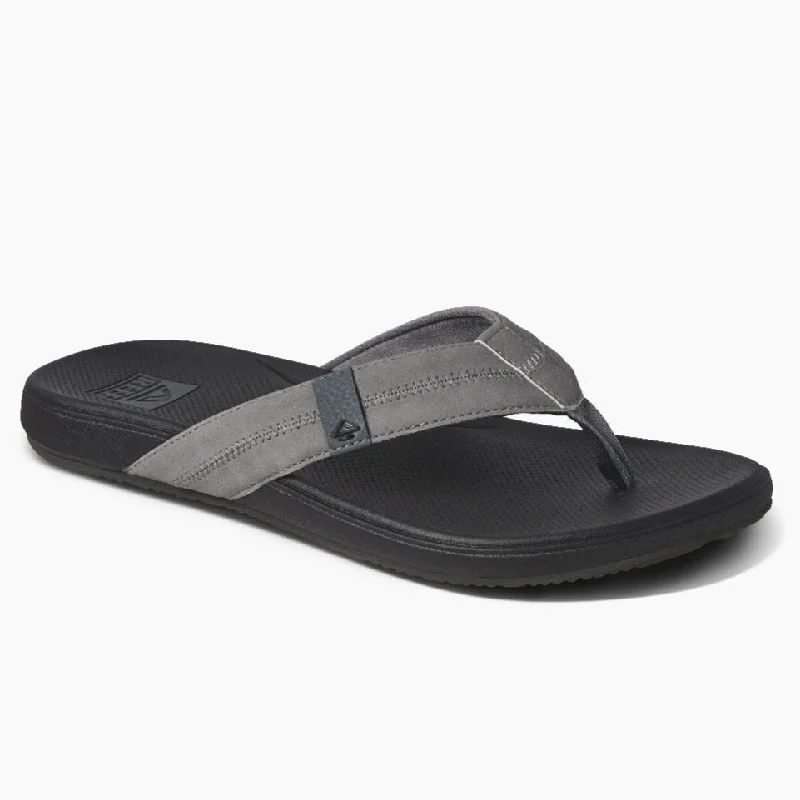 Men's leather sandals with an adjustable strapReef Cushion Phantom 2.0 Mens Sandals - Shaded Grey