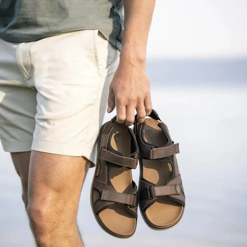 Men's sandals with a perforated leather upper for ventilationFlorsheim Venture River Sandal