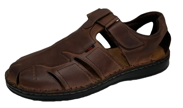 Men's sandals with a durable outer soleFOM Destin