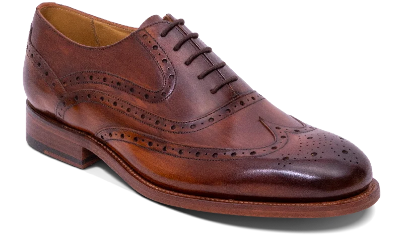 Men's Oxfords with a lace - up closure and a narrow fitLiffey - Hand Brushed Brown