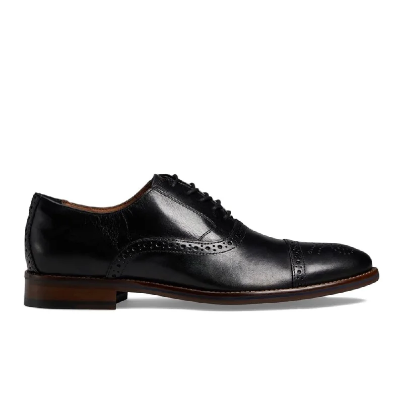 Men's leather Oxford shoes with a plain toeJohnston & Murphy Men's Conard 2.0 Cap Toe - Black