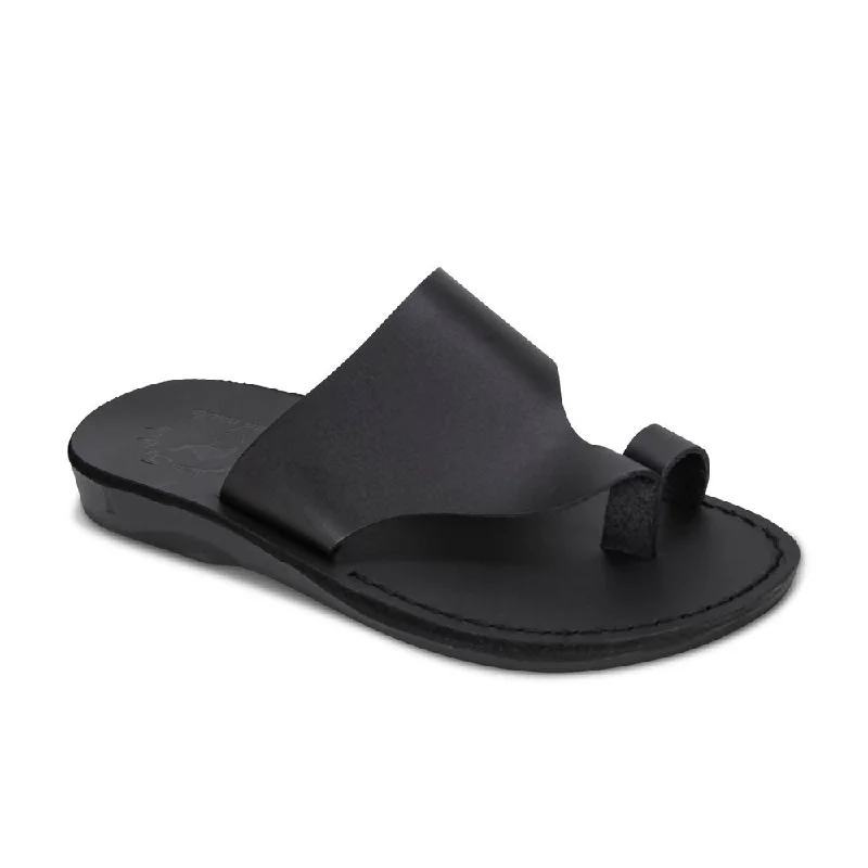 Men's sandals with a perforated leather upper for ventilationPetra - Leather Toe Strap Sandal | Black