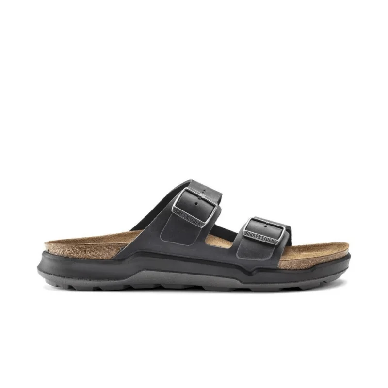 Men's sandals with a pointed toe for a stylish lookBirkenstock Men's Arizona Rugged - Black Oiled Leather