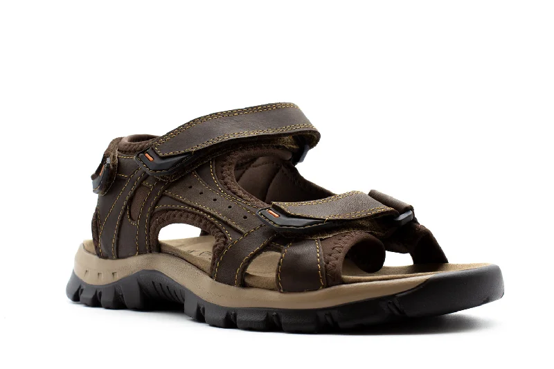 Men's sandals with a cushioned footbedSporty Brown Leather