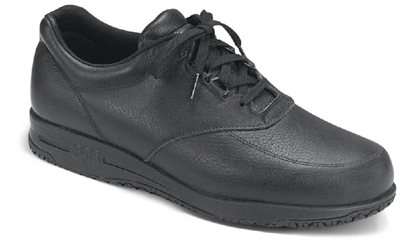 Men's Oxfords with a low - heeled design and a square toeSAS Guardian