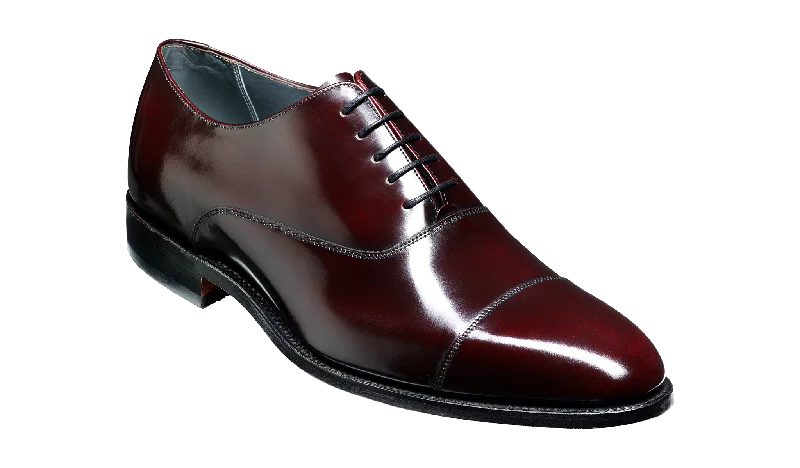 Men's Oxford shoes with a wingtip design and leather soleWinsford - Burgundy Hi-Shine