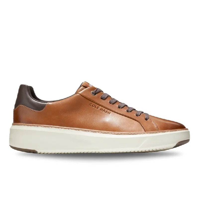 Men's Oxfords with a lace - up closure and a narrow fitCole Haan Men's GrandPro Topspin C34229 - British Tan