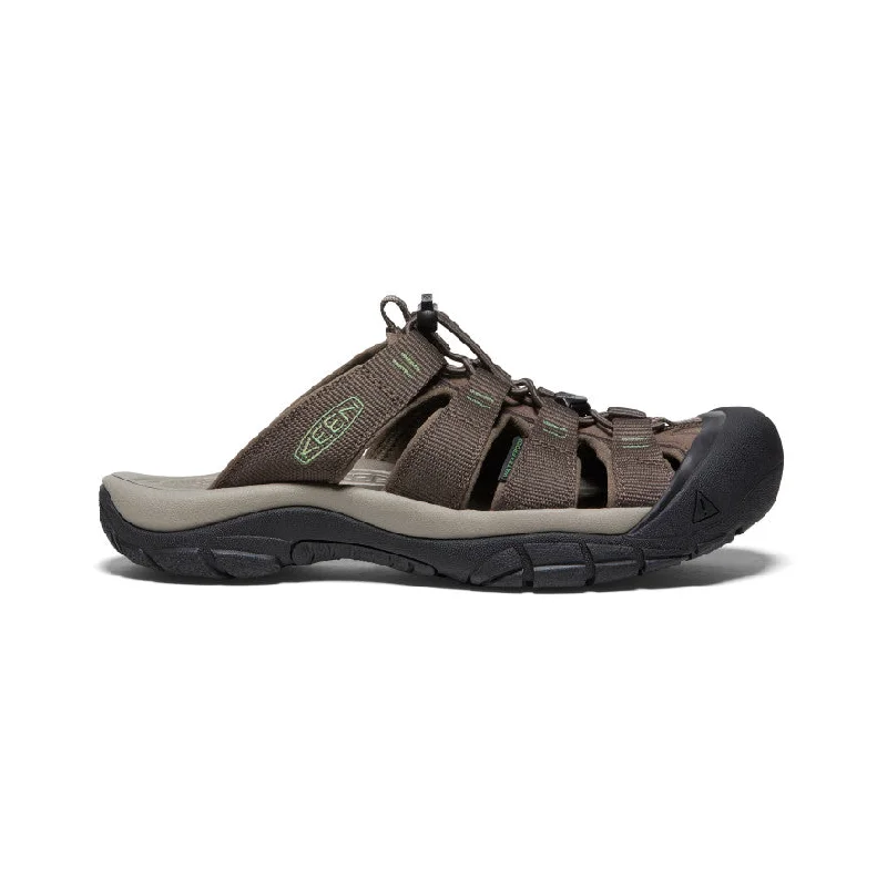 Men's sandals with a stretchy strap for a better fitMen's Newport Slide  |  Canteen/Campsite