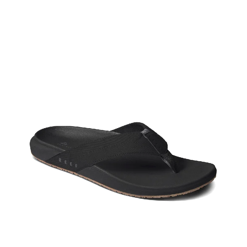 Men's sandals with a perforated leather upper for ventilationMens Raglan  - Black / Gum