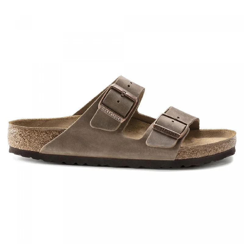 Men's sandals with a buckle closureArizona