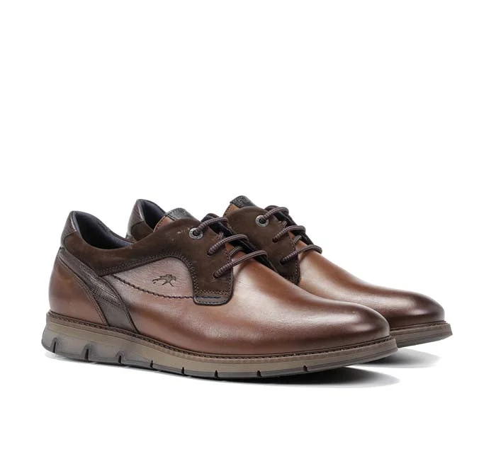 Men's Oxford shoes with a smooth leather upper and a leather soleMens Fluchos Kiro in Camel