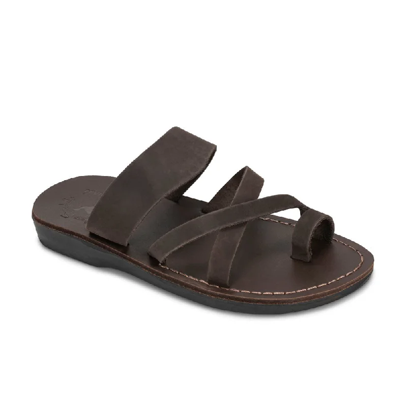 Men's sandals with a cushioned footbedThe Good Shepherd - Leather Toe Loop Sandal | Brown Nubuck