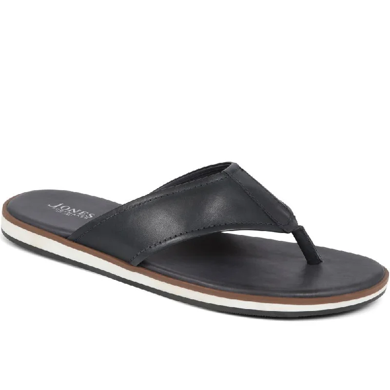 Men's sandals with a leather lining for comfortWealdstone Leather Toe-Post Sandals  - WEALDSTONE / 325 004