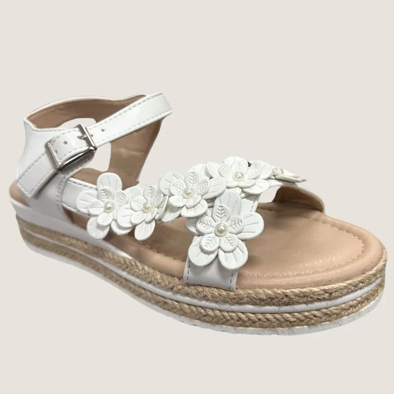 Men's sandals with a toe post designGrosby Kids Fleur Sandal