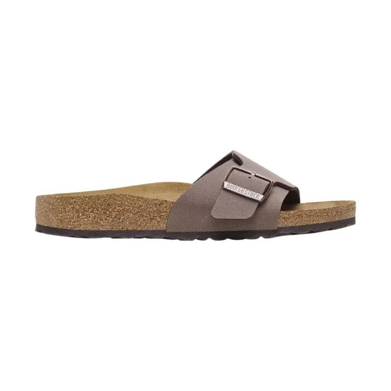 Men's sandals with a contrast stitching detailBirkenstock Catalina Sandal - Mocha