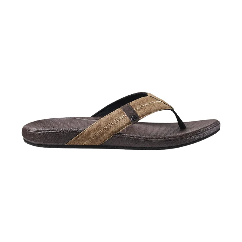 Men's sandals in a neutral color like black or brownReef Men's Cushion Phantom 2.0 Flip Flop - Brown Leather